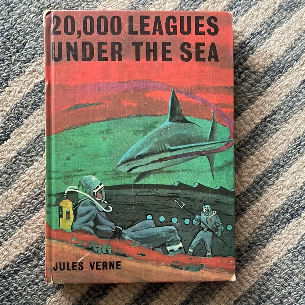 20,000 Leagues Under the Sea Hardcover Book 1969